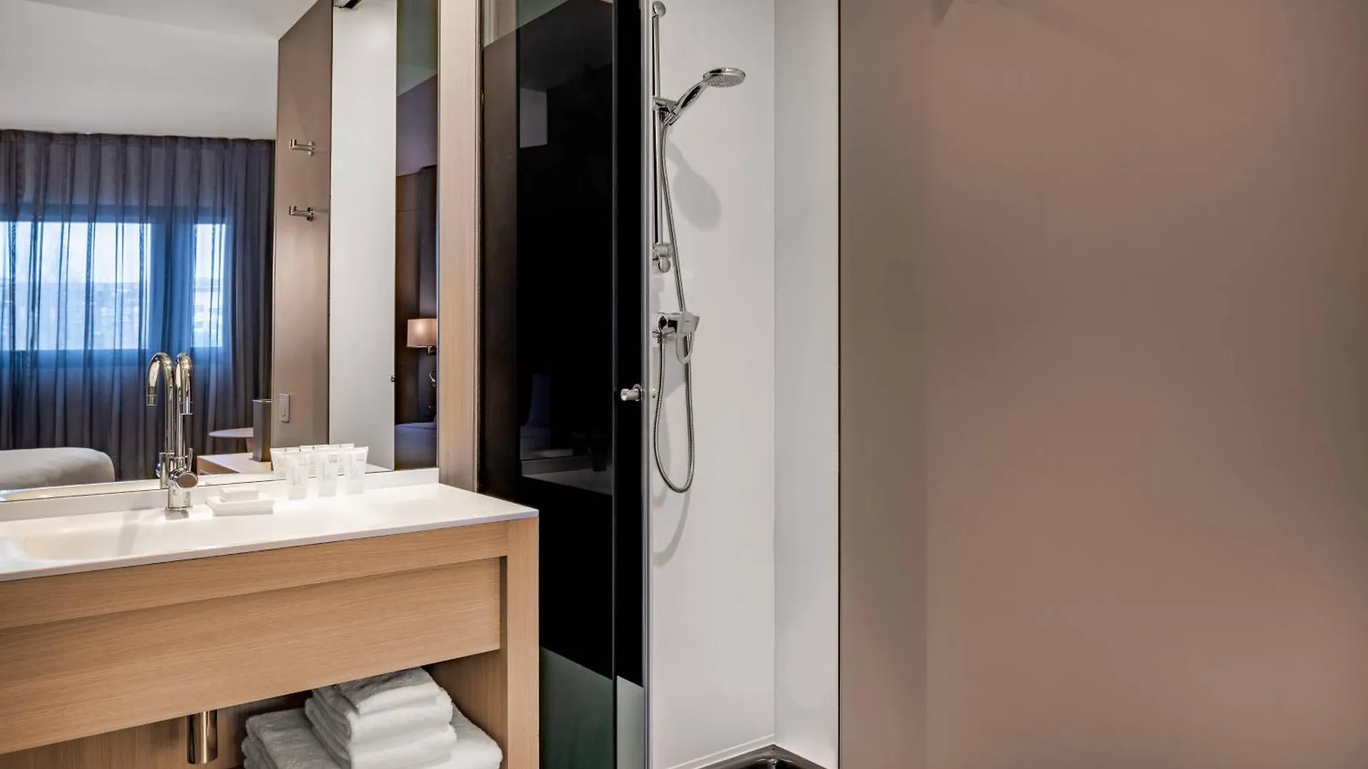 Ac Hotel Sants By Marriott Barcelona