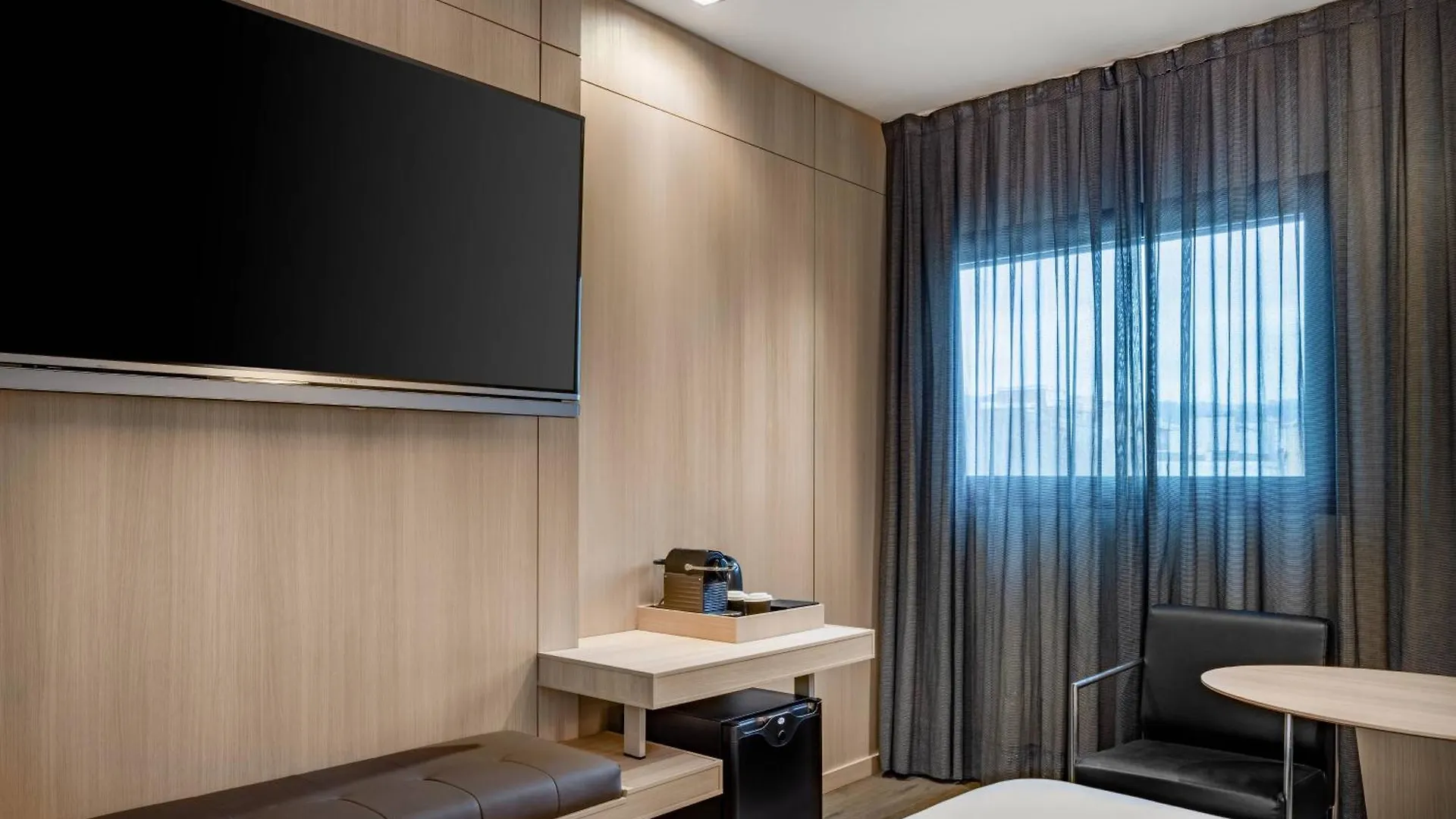 Ac Hotel Sants By Marriott Barcelona