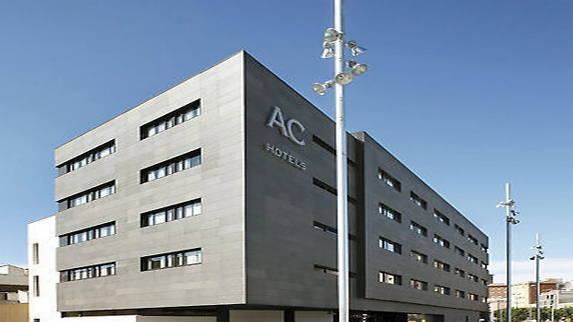 Ac Hotel Sants By Marriott Barcelona